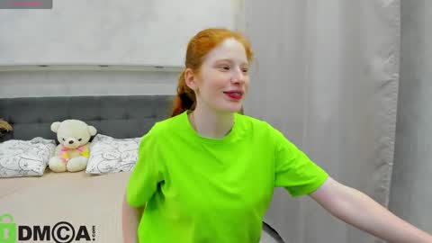 Snapshot of sandra__wilson chatting on 05.15.26 Sandra online show from 05.15.26