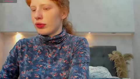 Snapshot of sandra__wilson chatting on 07.09.26 Sandra online show from 07.09.26