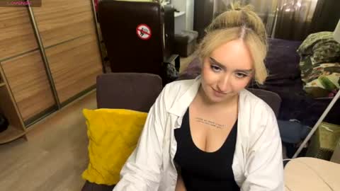 Snapshot of sandra_dimonds chatting on 06.02.26 sandra dimonds online show from 06.02.26