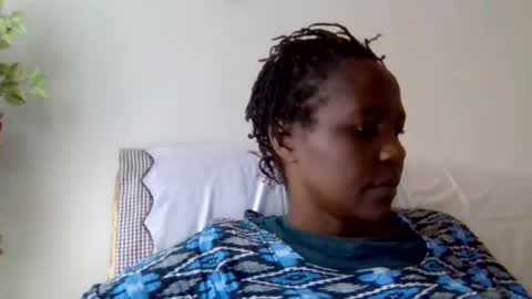 Snapshot of sandra_milly chatting on 07.26.26 sandra online show from 07.26.26