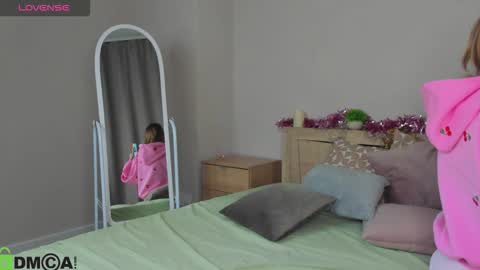 Snapshot of sandraa_anderson chatting on 02.24.26 sandraa_anderson online show from 02.24.26