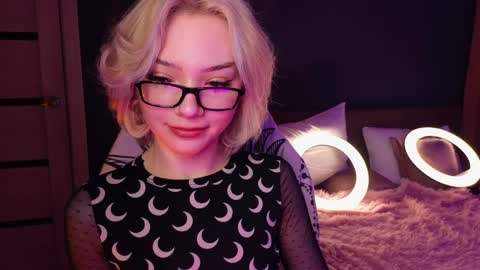 Sandy  online show from 02.06.25