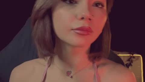 Snapshot of sandraboyl chatting on 12.04.25 Sandy online show from 12.04.25