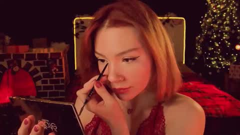 Snapshot of sandraboyl chatting on 12.17.25 Sandy online show from 12.17.25