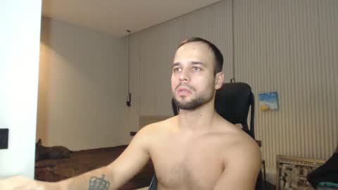 Snapshot of sandro_best chatting on 02.01.25 DeAlex online show from 02.01.25