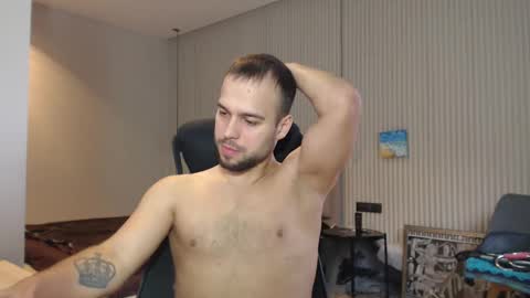 Snapshot of sandro_best chatting on 02.02.25 DeAlex online show from 02.02.25