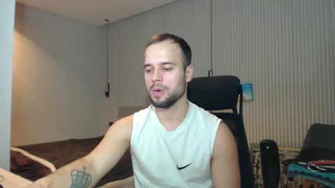 Snapshot of sandro_best chatting on 02.03.25 DeAlex online show from 02.03.25