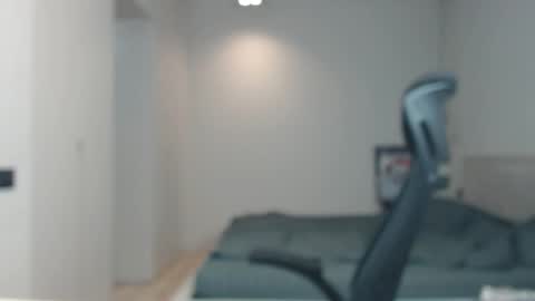 Snapshot of sandro_best chatting on 03.26.26 DeAlex online show from 03.26.26