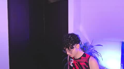 Snapshot of sandro_vitali chatting on 10.24.25 sandro_vitali online show from 10.24.25