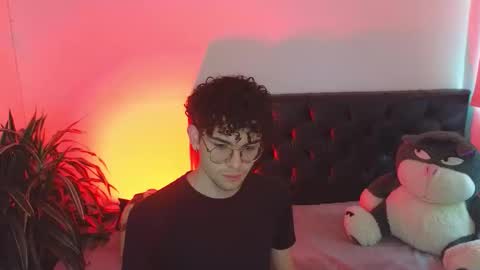 Snapshot of sandro_vitali chatting on 11.05.25 sandro_vitali online show from 11.05.25