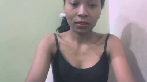 Snapshot of sandy735579 chatting on 04.27.26 sandy735579 online show from 04.27.26
