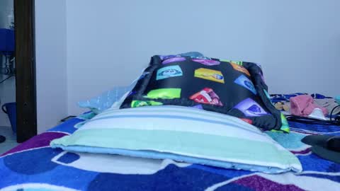 Snapshot of sandylau_ chatting on 02.11.26 sandy online show from 02.11.26