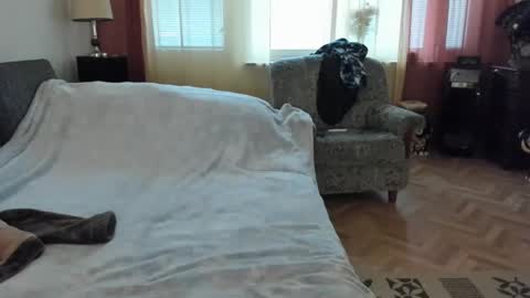 Snapshot of sandysun_shine chatting on 12.13.24 Sandy online show from 12.13.24