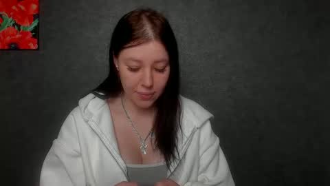 Snapshot of sannyflower chatting on 01.04.25 karina online show from 01.04.25