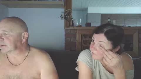 Snapshot of sanroom chatting on 02.13.26 sanroom online show from 02.13.26