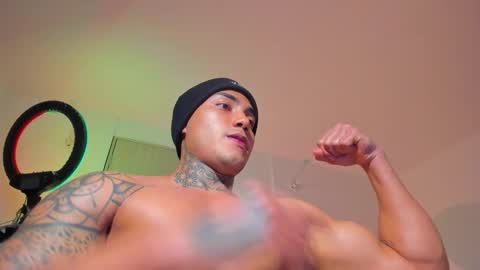 Santi Ferrer online show from 02.25.26