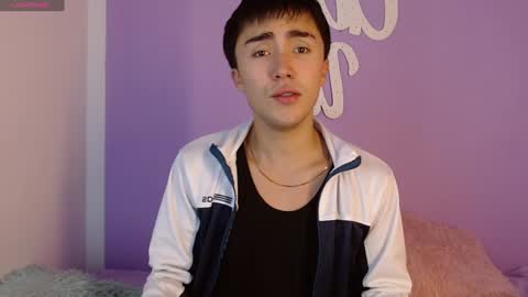 santi_fabulous online show from 12.04.24