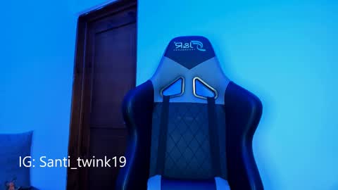 santi_twink19 online show from 02.11.25