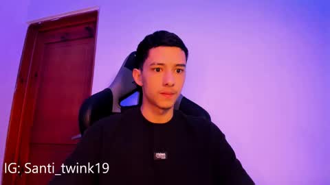 santi_twink19 online show from 02.12.25