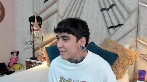 SantiAbader online show from 11.11.25