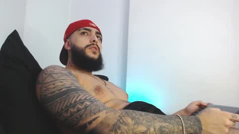 Santiago Hincapiie online show from 03.19.26