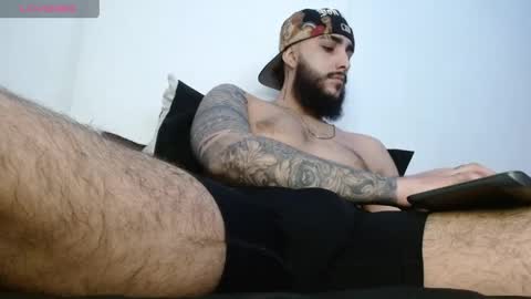 Santiago Hincapiie online show from 04.17.26