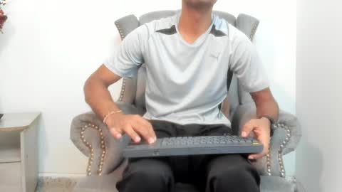 Snapshot of santino_cruz chatting on 12.04.24 Santino Cruz online show from 12.04.24