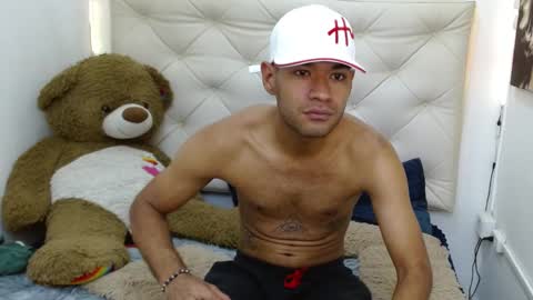 Snapshot of santino_cruz chatting on 12.05.24 Santino Cruz online show from 12.05.24