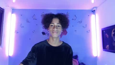 santiago online show from 12.04.24