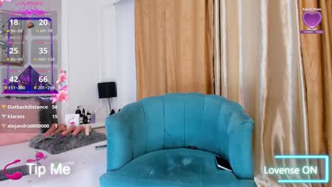 Santiago Carrington online show from 02.08.25