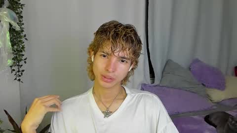 kitty online show from 10.04.25