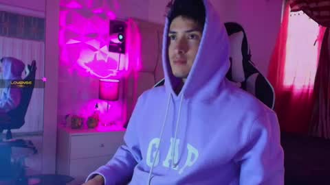 Santyago online show from 12.31.24