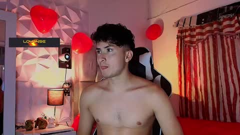 Santyago online show from 03.04.25