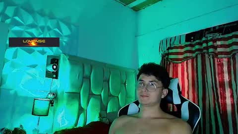 Santyago online show from 03.10.25