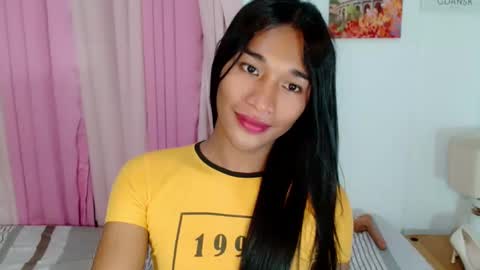 Snapshot of sanya_morenaxx chatting on 06.03.26 sanya_morenaxx online show from 06.03.26