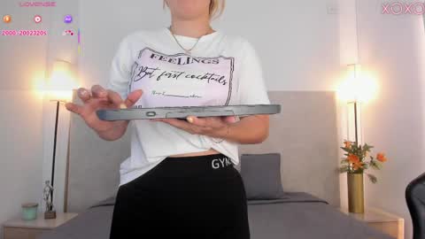 Saori  online show from 04.02.26