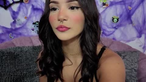 Snapshot of saorisworld chatting on 10.24.25 saorisworld online show from 10.24.25