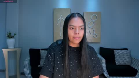 Snapshot of saphirajames chatting on 06.17.26 Saphira James online show from 06.17.26