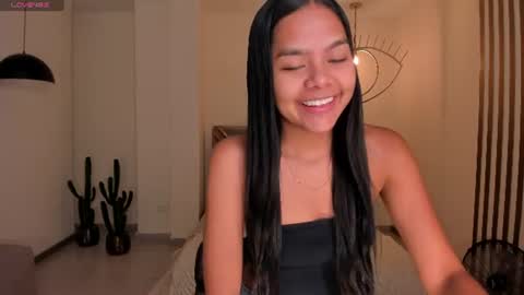 Snapshot of saphirajames chatting on 07.02.26 Saphira James online show from 07.02.26