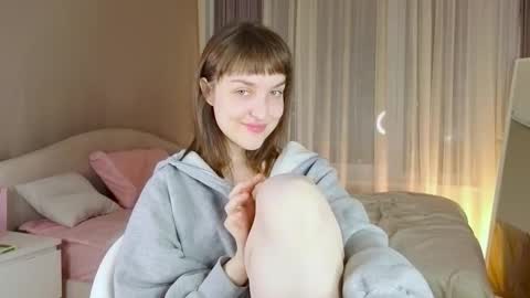 Anny online show from 10.21.25