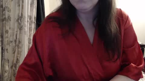 Snapshot of sapphire_with_uncut chatting on 05.19.26 sapphire_with_uncut online show from 05.19.26