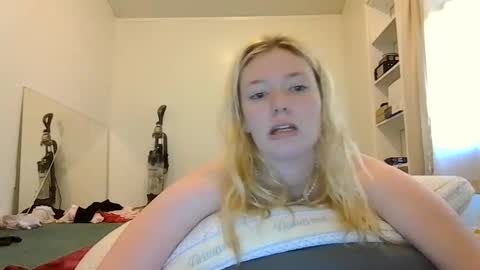 sara9920 online show from 03.28.26