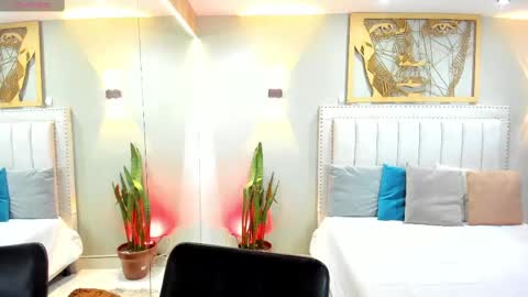    online show from 11.09.25