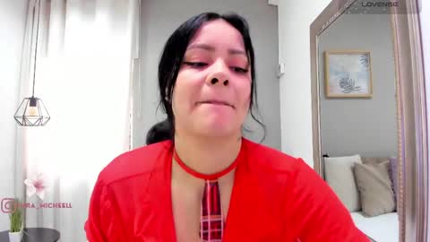 Snapshot of sara__michell chatting on 05.02.26 online show from 05.02.26