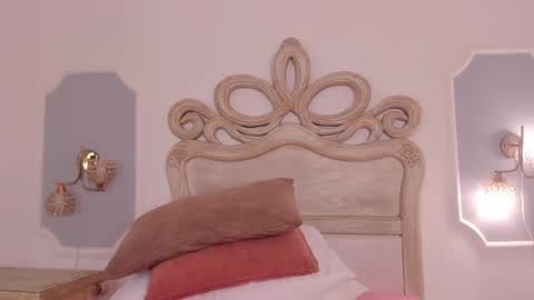 Sara online show from 09.16.25