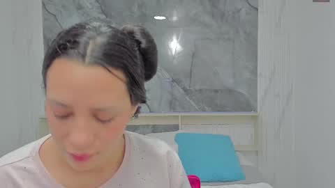 sara allenx online show from 02.14.25