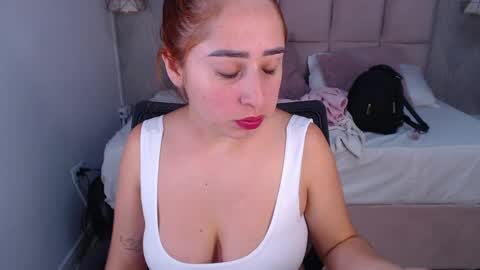 Snapshot of sara_angeelss chatting on 05.23.26 Sara... online show from 05.23.26