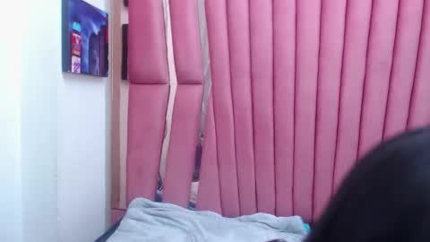 Snapshot of sara_honny chatting on 10.12.25 sara_honny online show from 10.12.25