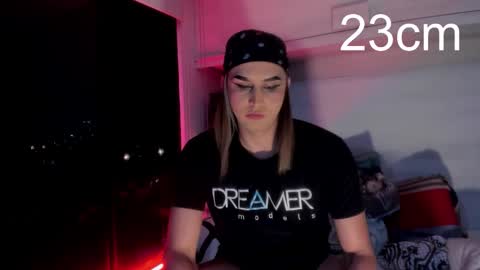 sara_hunter1 online show from 10.18.25