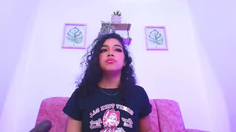 Snapshot of sara_jhonsonn chatting on 12.22.24 Sara Jhonson online show from 12.22.24